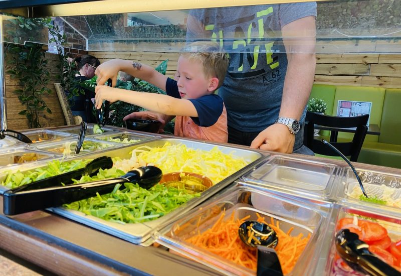 Bosgrillen8 Diverse salades voor jong en oud
