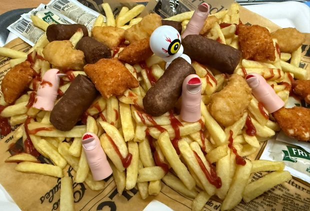 Freaky frietjes met mini-snacks